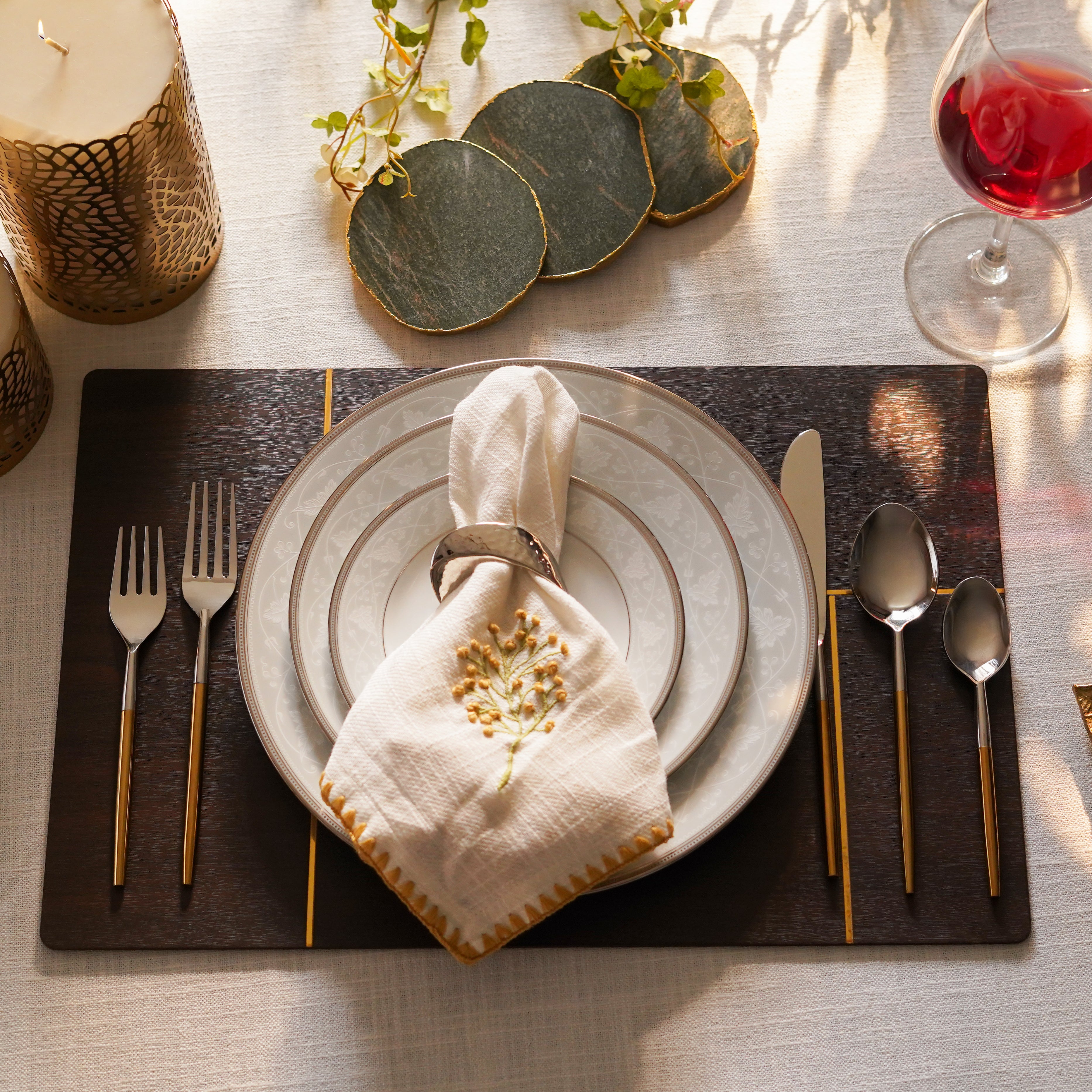 Ripple Hammered Napkin Ring Set
