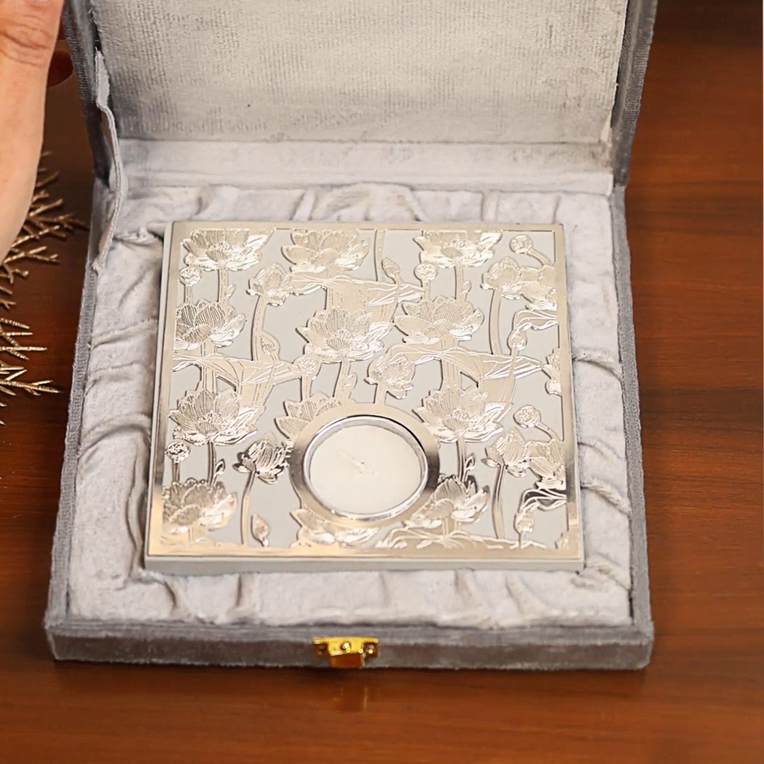 Lotus Bloom Tealight Holder - Grey