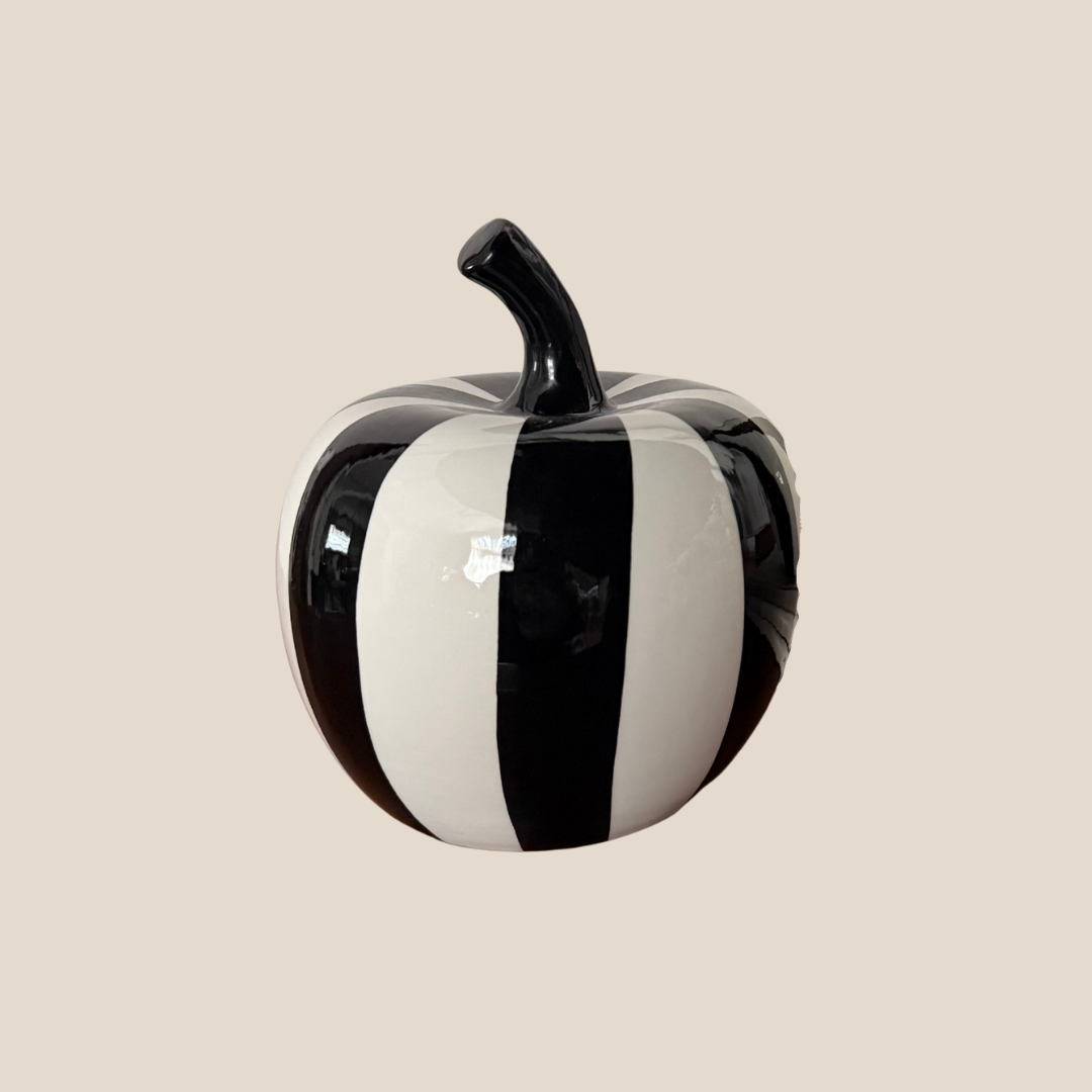 Noir & Ivory Apple Accent - Small