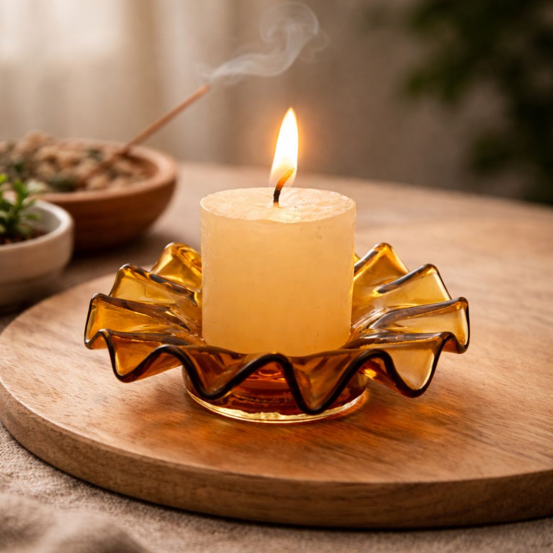 Ruffle Bloom Votive – Amber