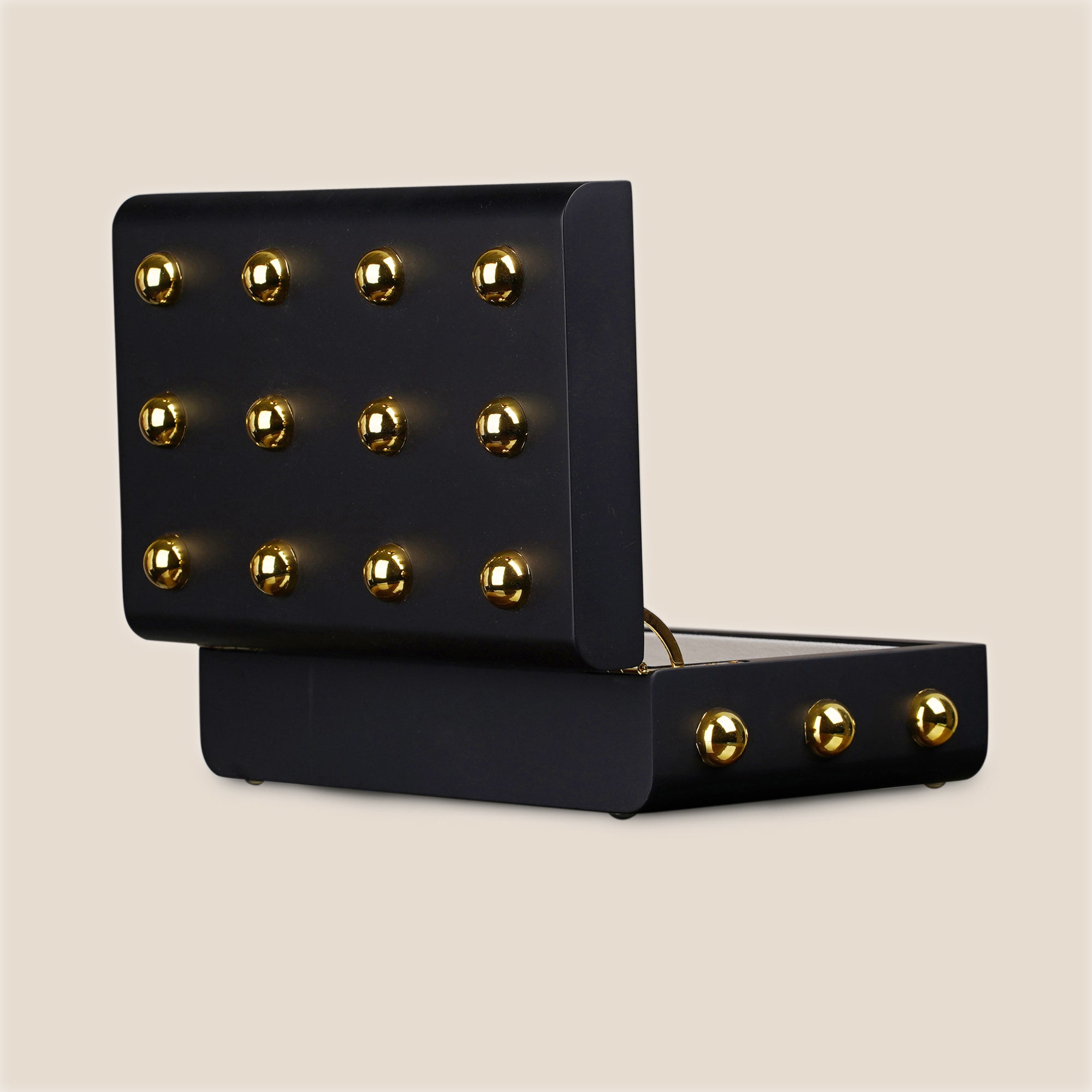 Noir Stud Luxe Box