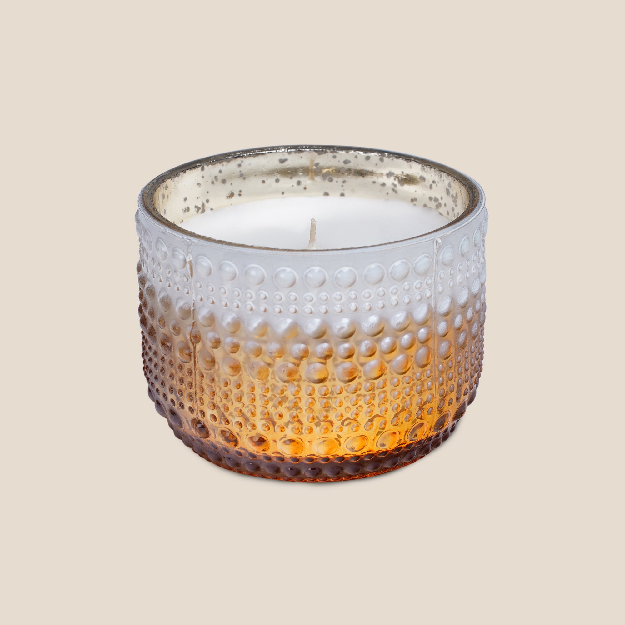 Dimpled Glow – White Gold