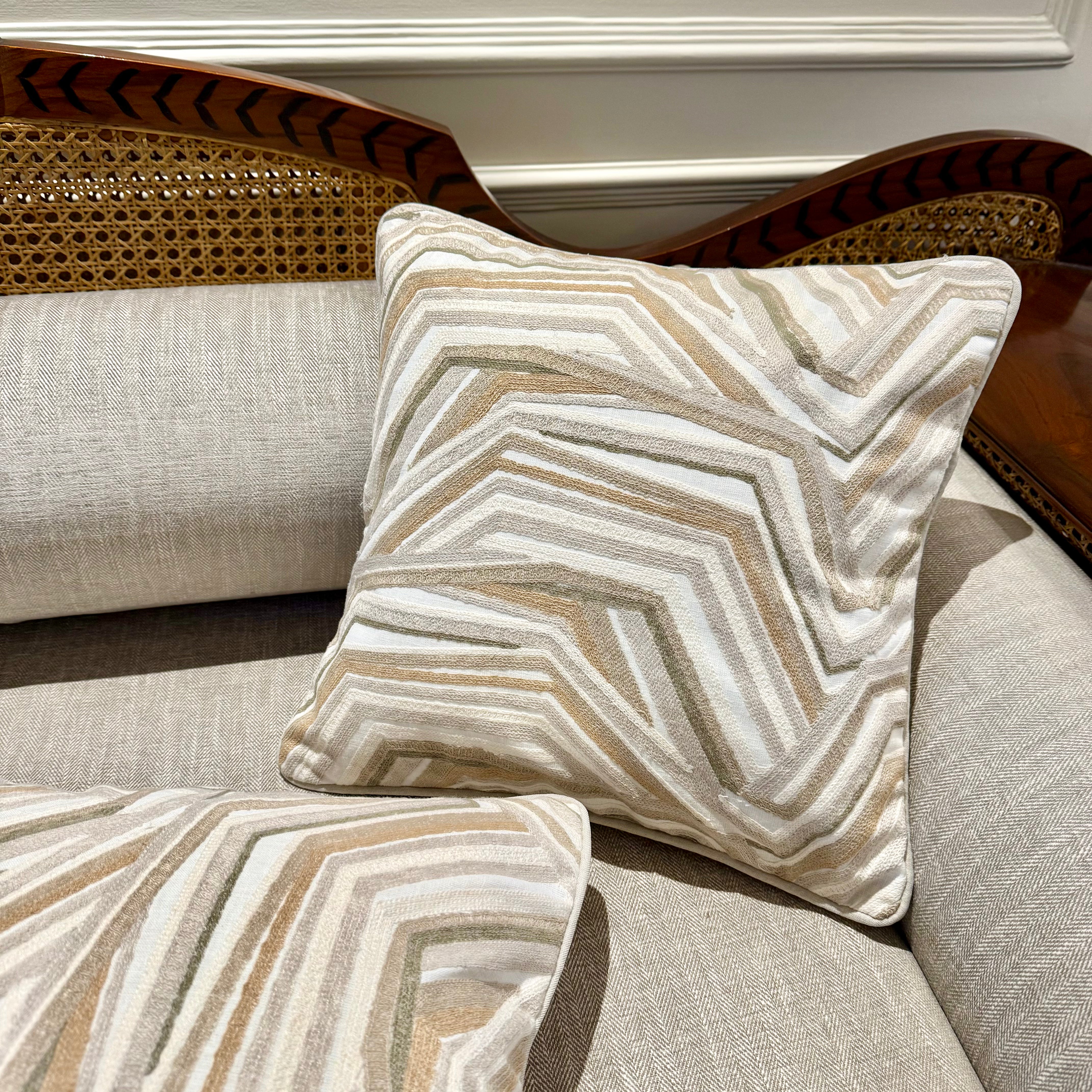 MUTED TONES CUSHION COVER