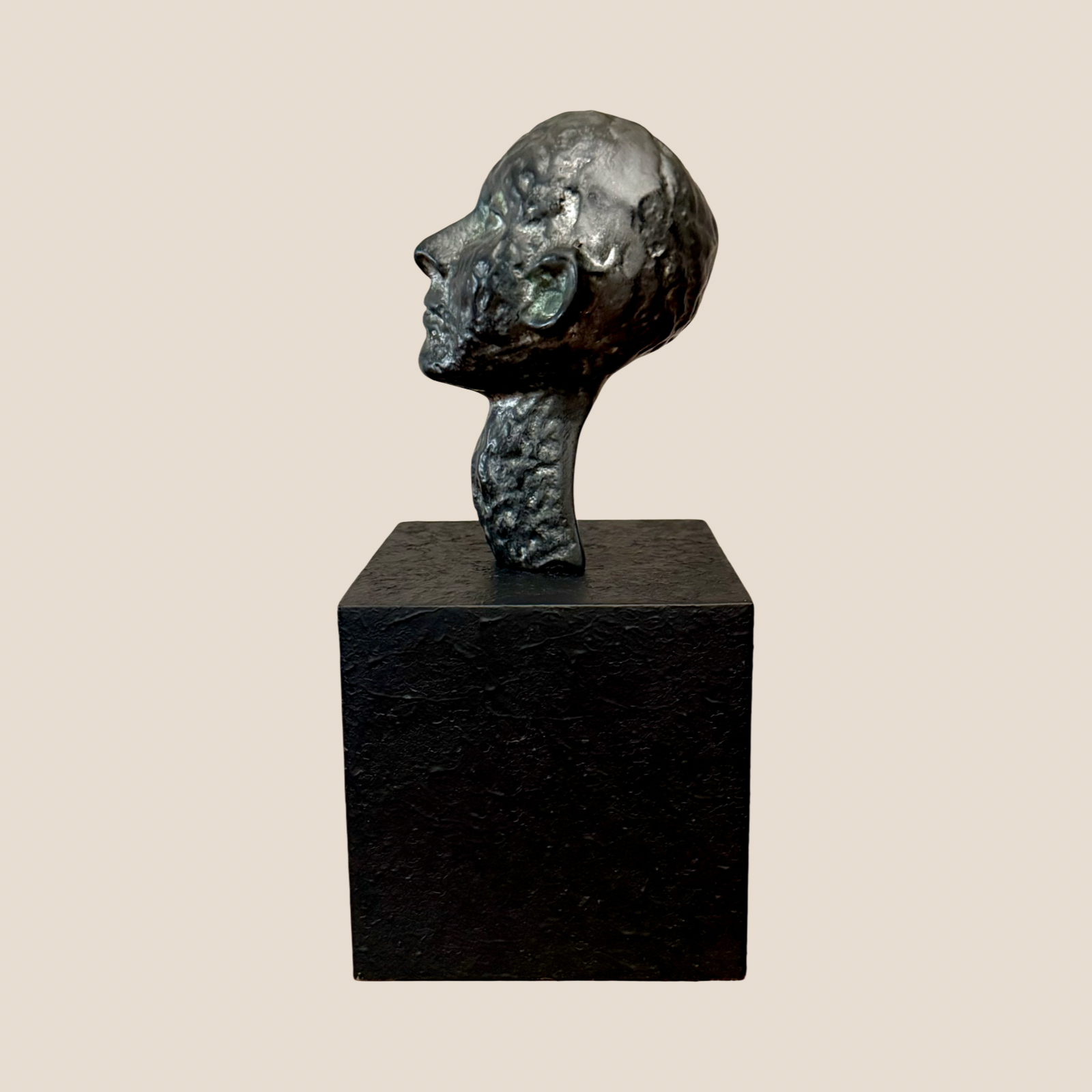 Visage Sculpture - Large