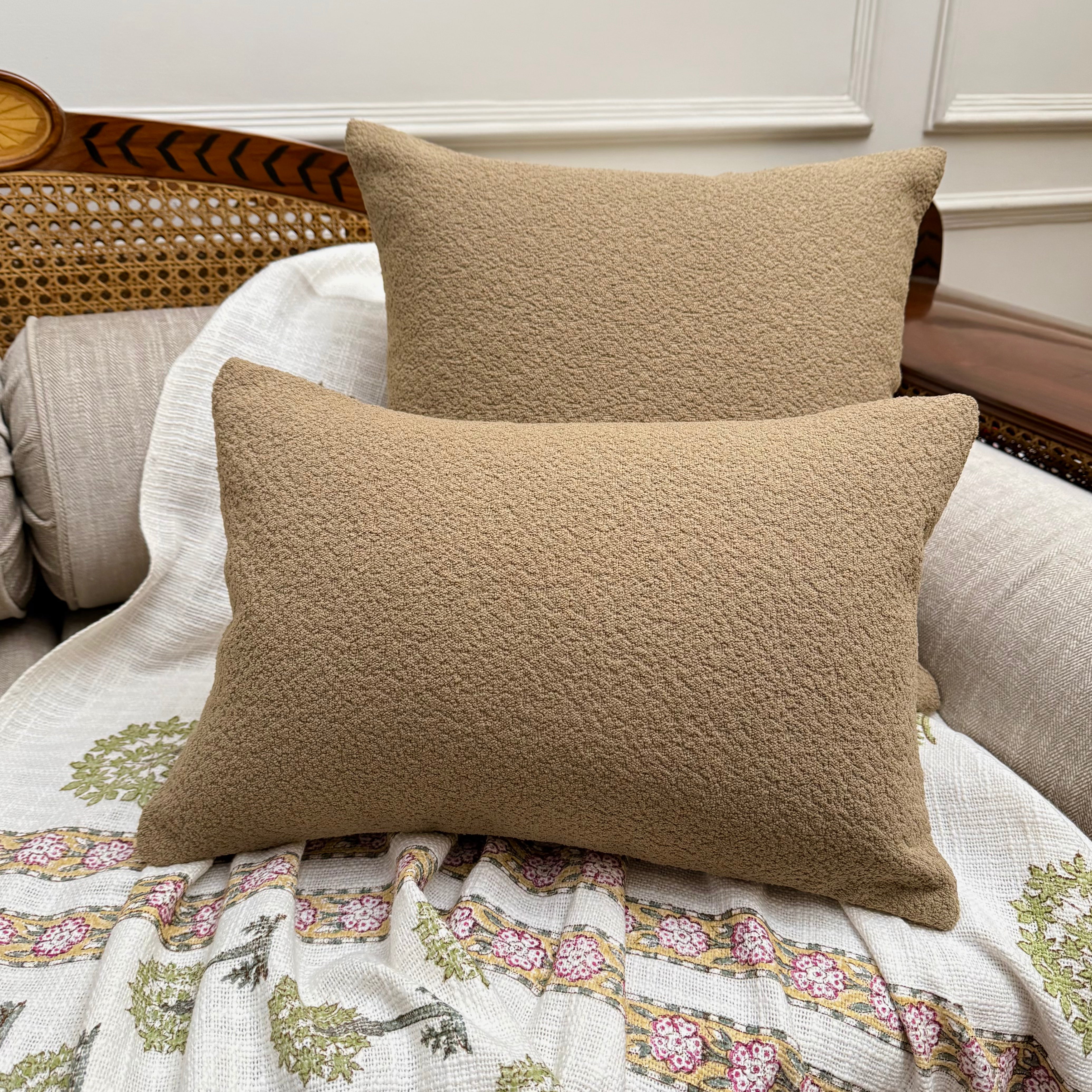 BOUCLE' CUSHION COVER - BEIGE