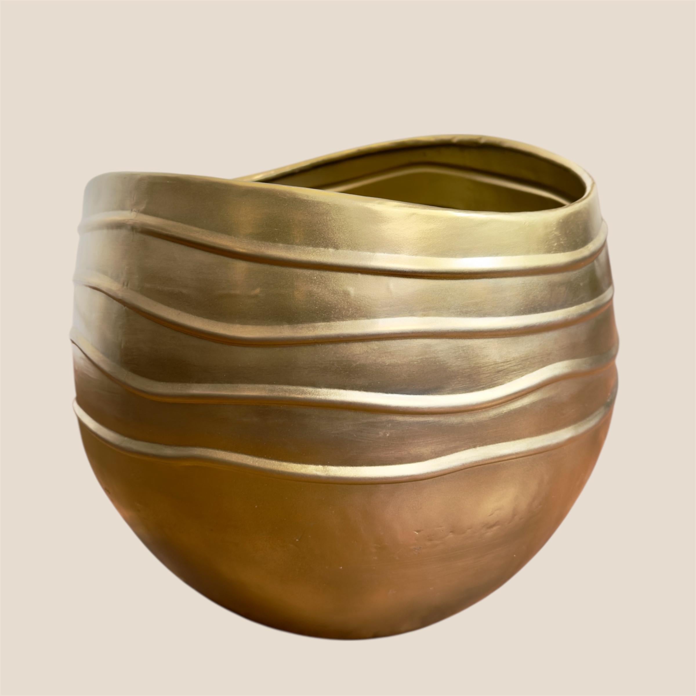 Zephyr Bowl Planter