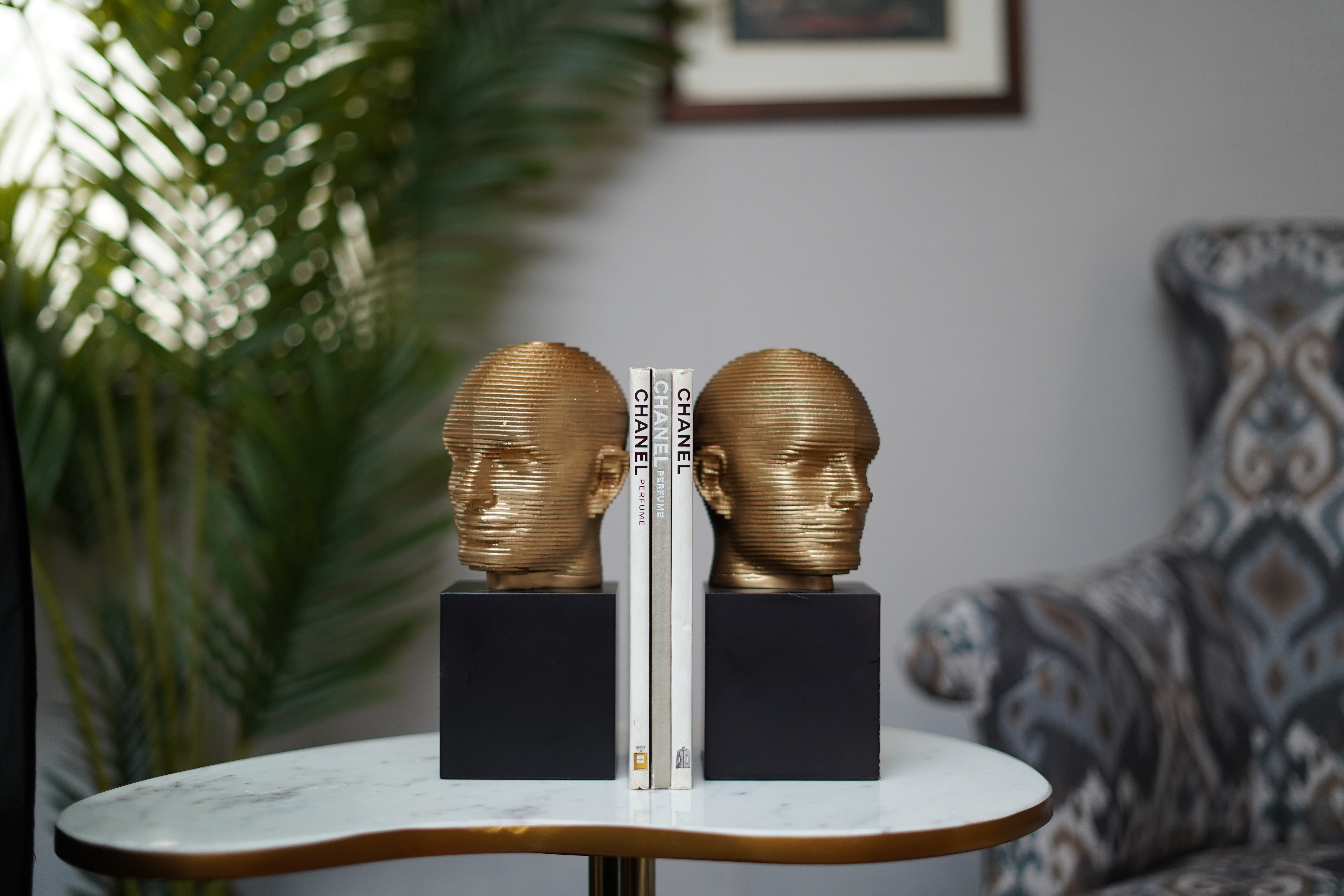 Vibrant Visage Pop Sculpture - Gold