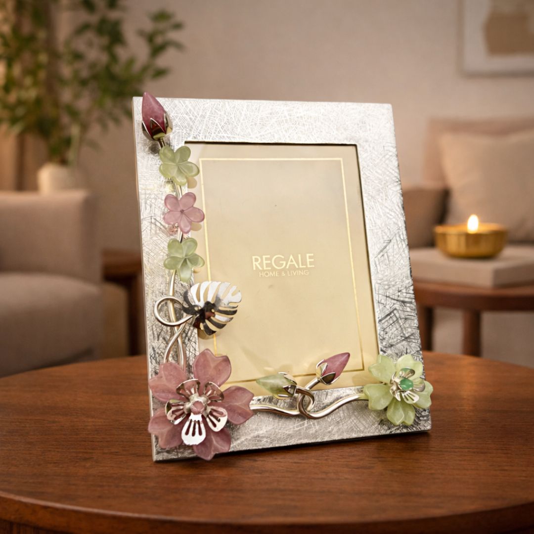 Blooming Grace Collection – Floral Photo Frame