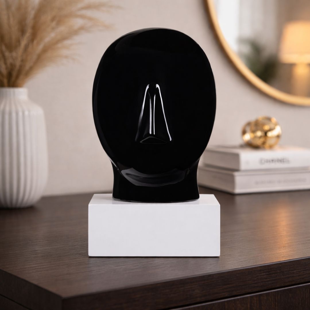 Minimalist Muse Sculpture - Black