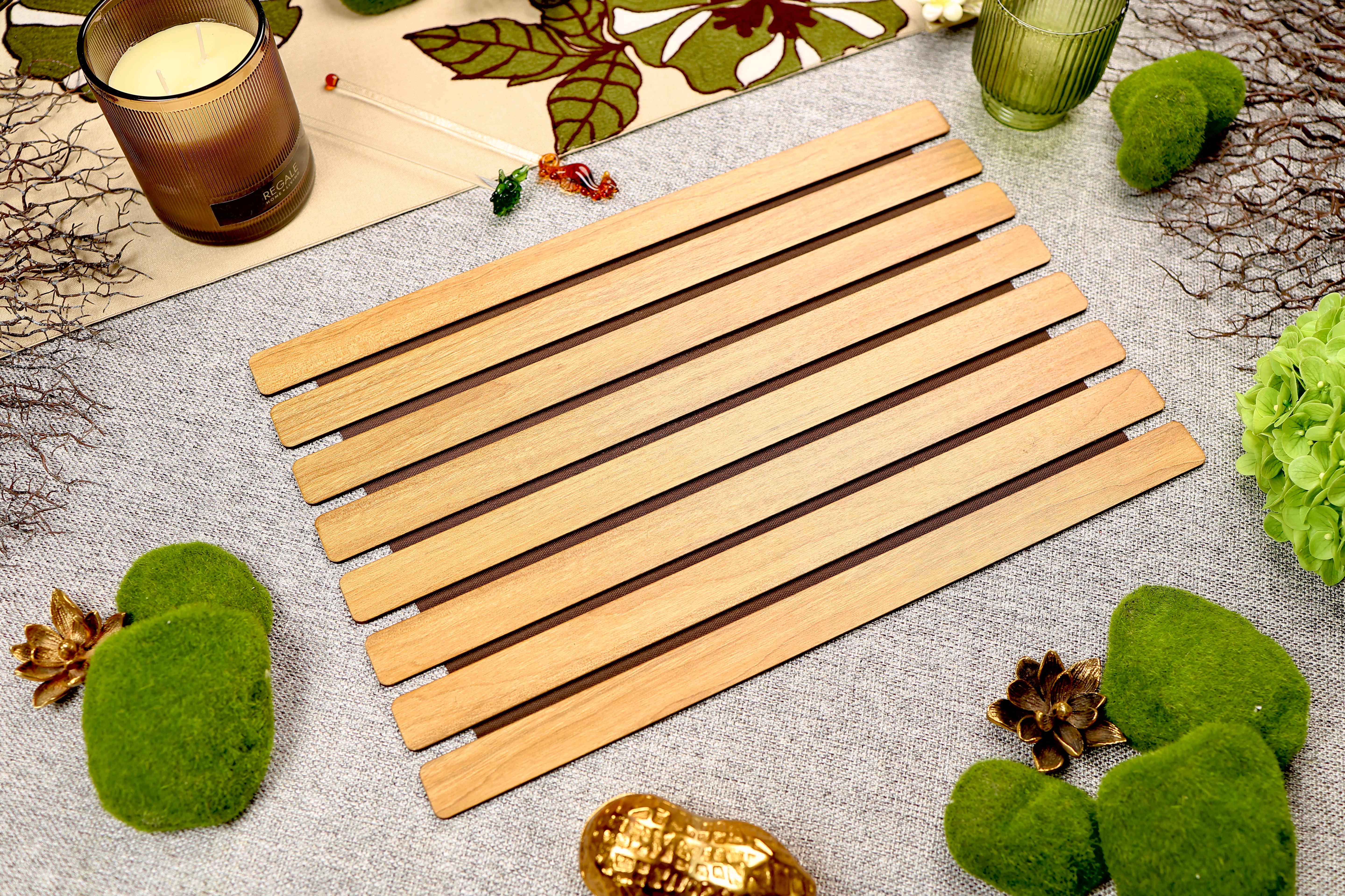 Slated Foldable Table Mats