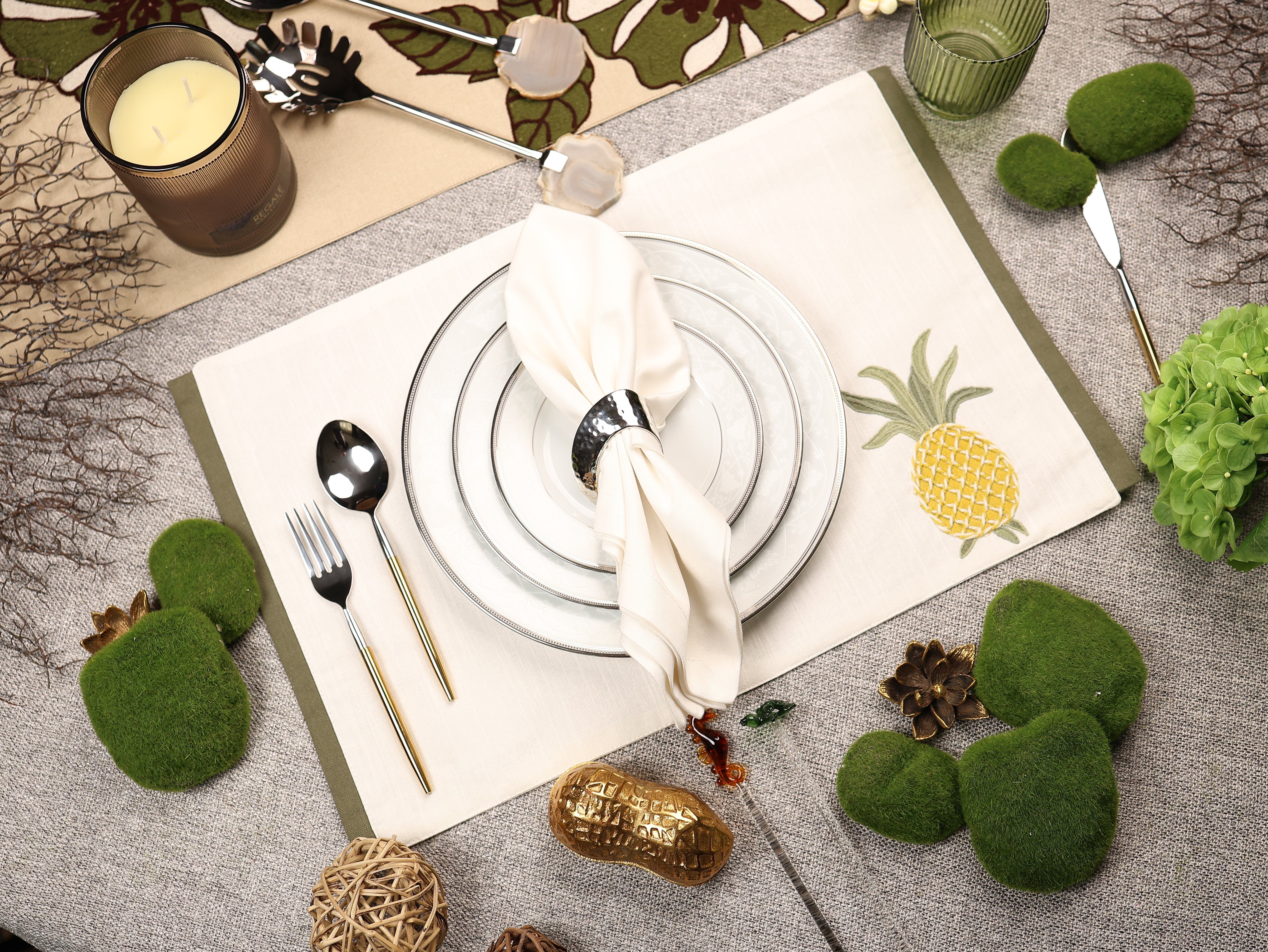 The Pineapple Table Mat (set of 6)