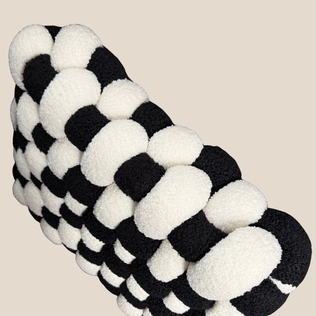 CushNoir Weave Cushion Coverion