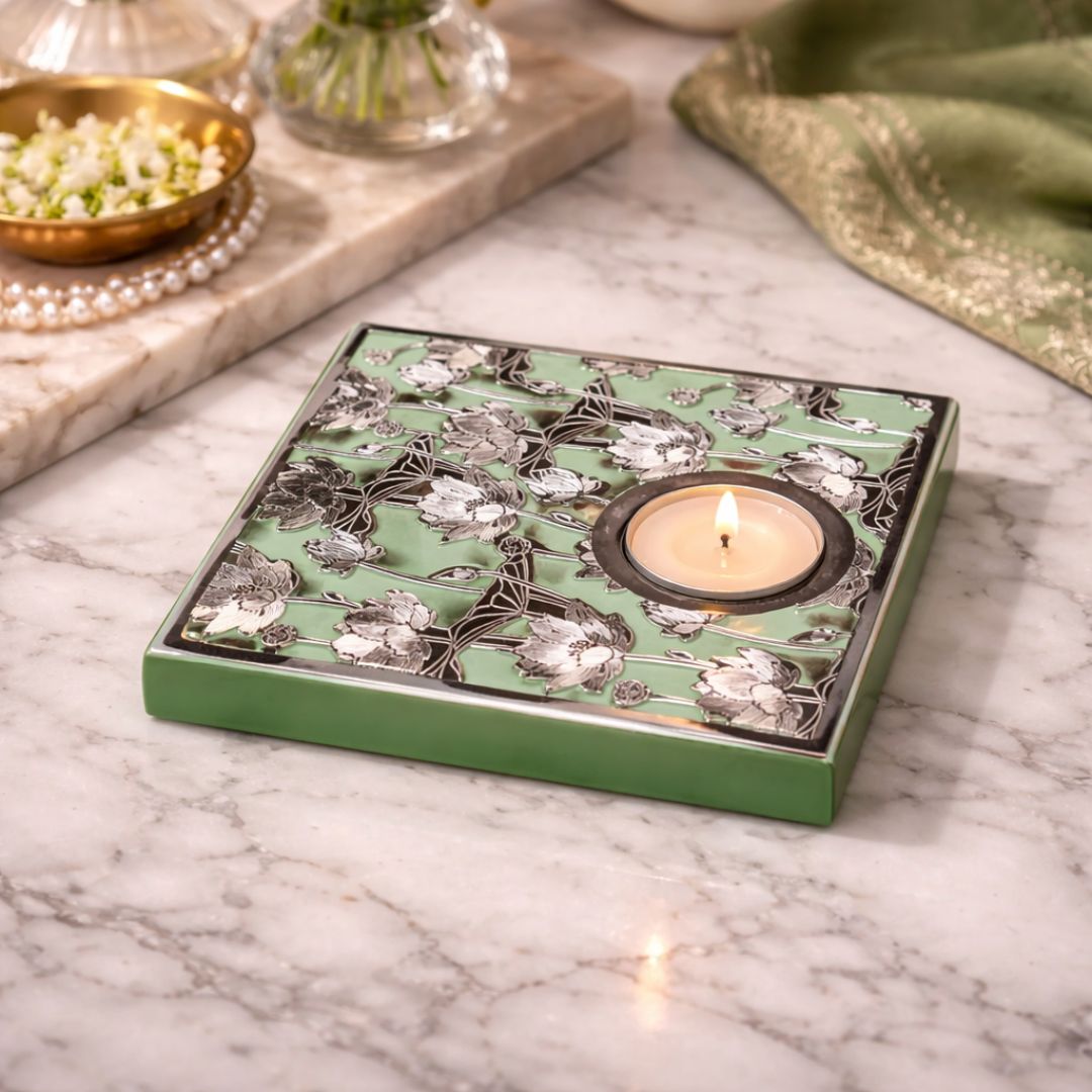 Lotus Bloom Tealight Holder - Green