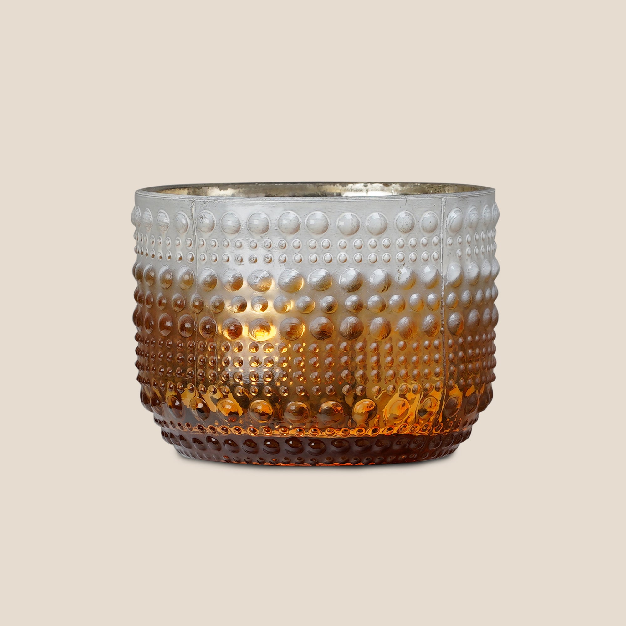 Dimpled Glow – White Gold