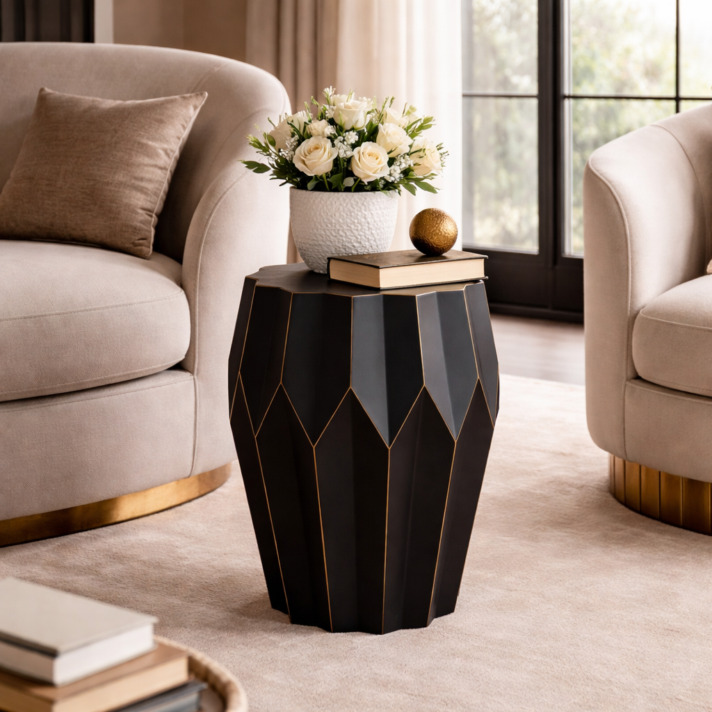 Nia Noir Facet Table