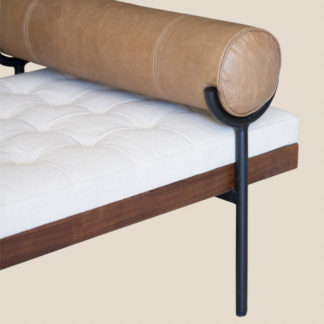 Veda Daybed