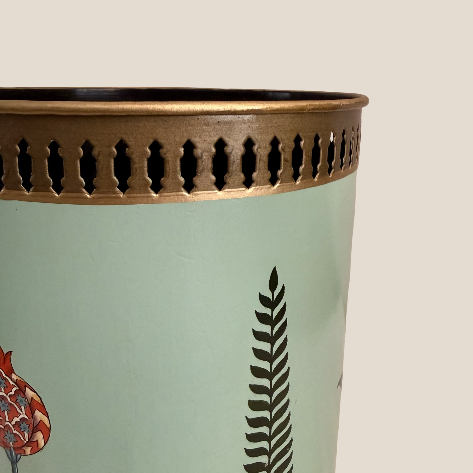 Pomegranate Grove Bin