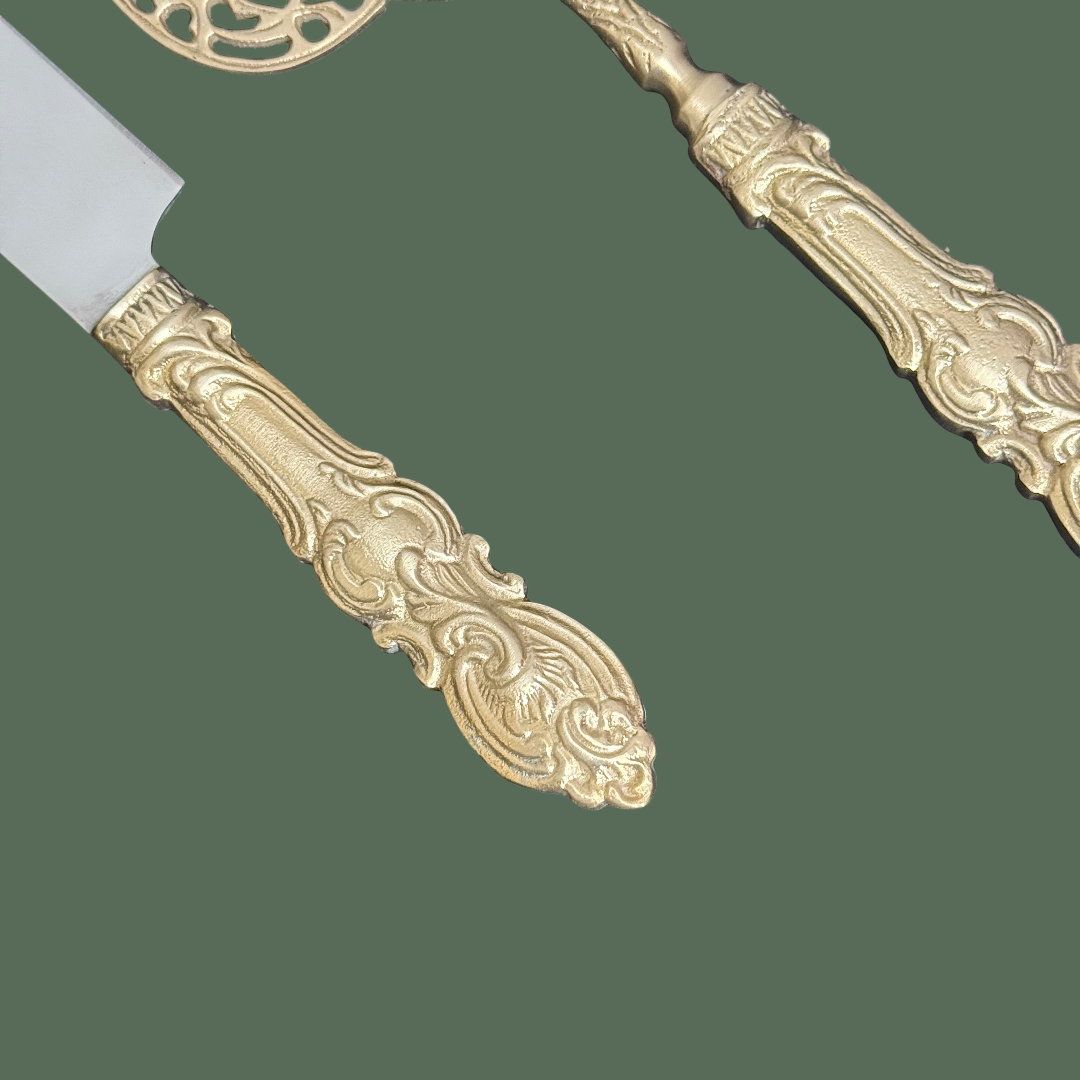 Heritage Cake Set - Brass