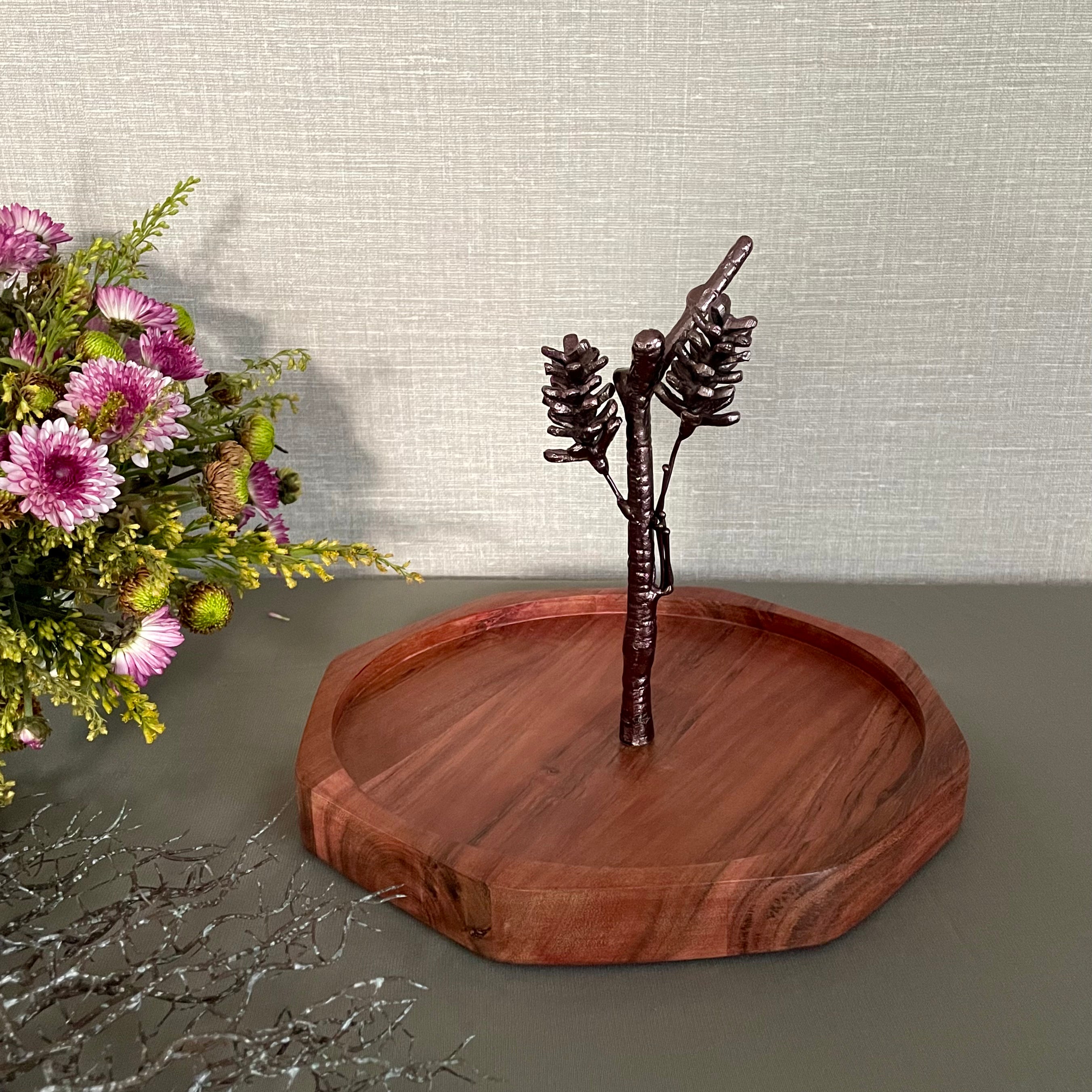 Conifer Collection Single-Tier Platter