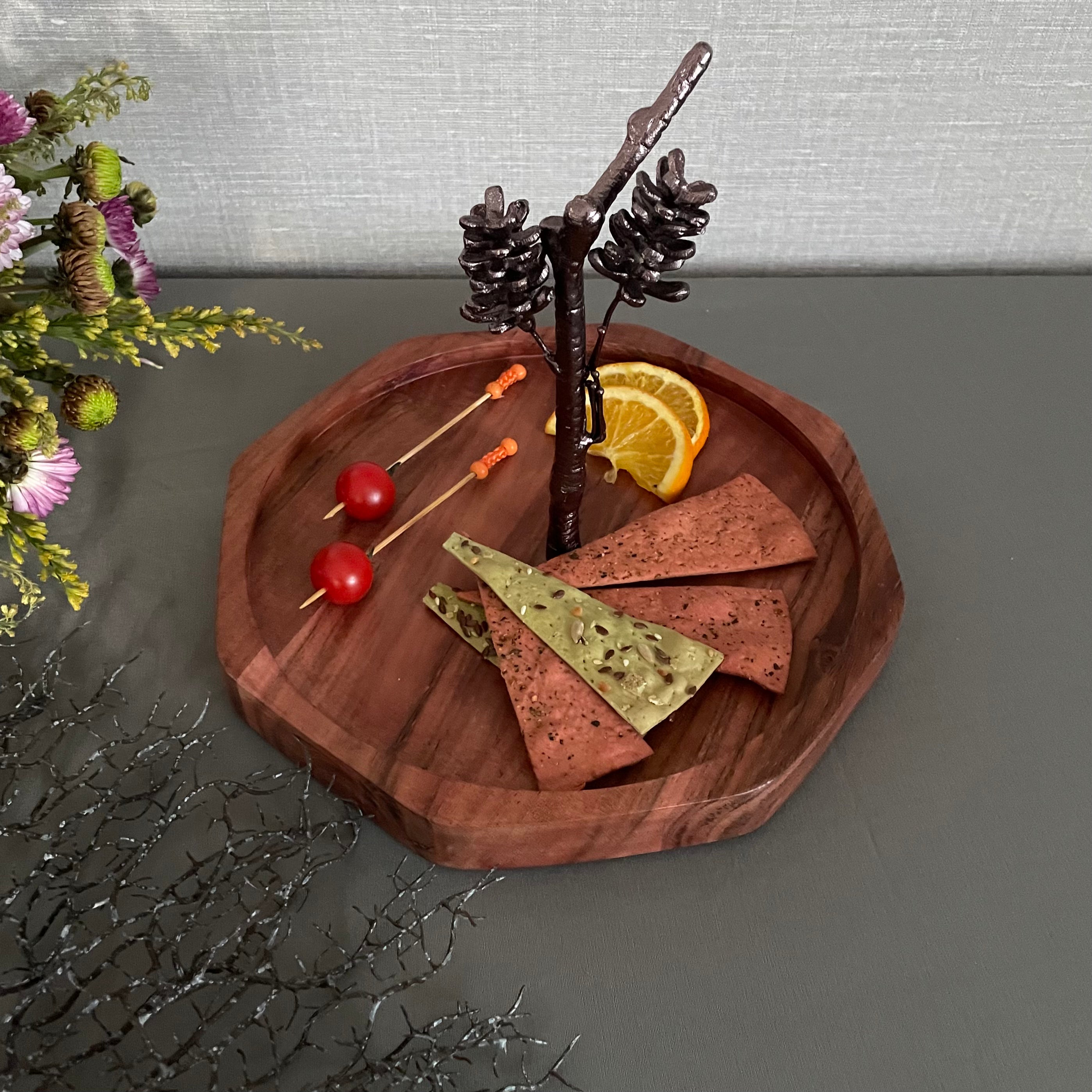 Conifer Collection Single-Tier Platter