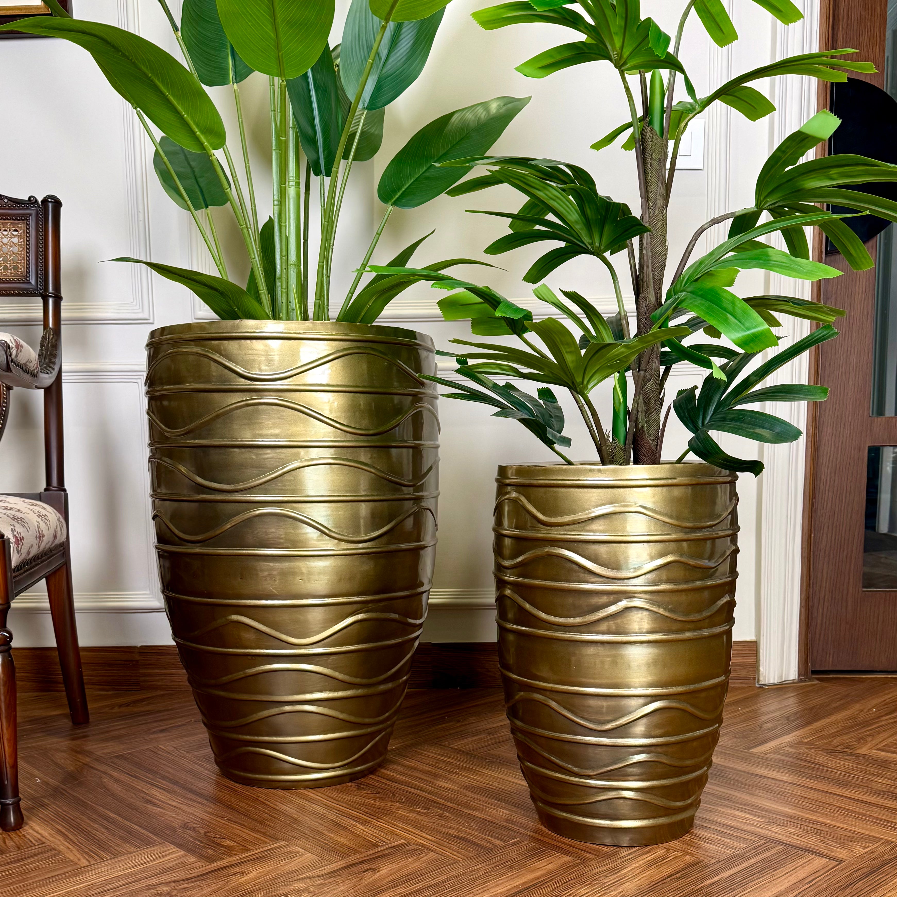 Gilded Crest Planter - Small
