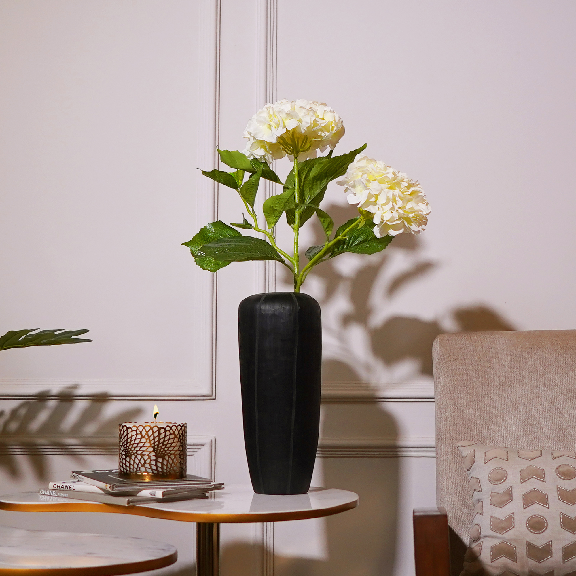Noir Flute Vase
