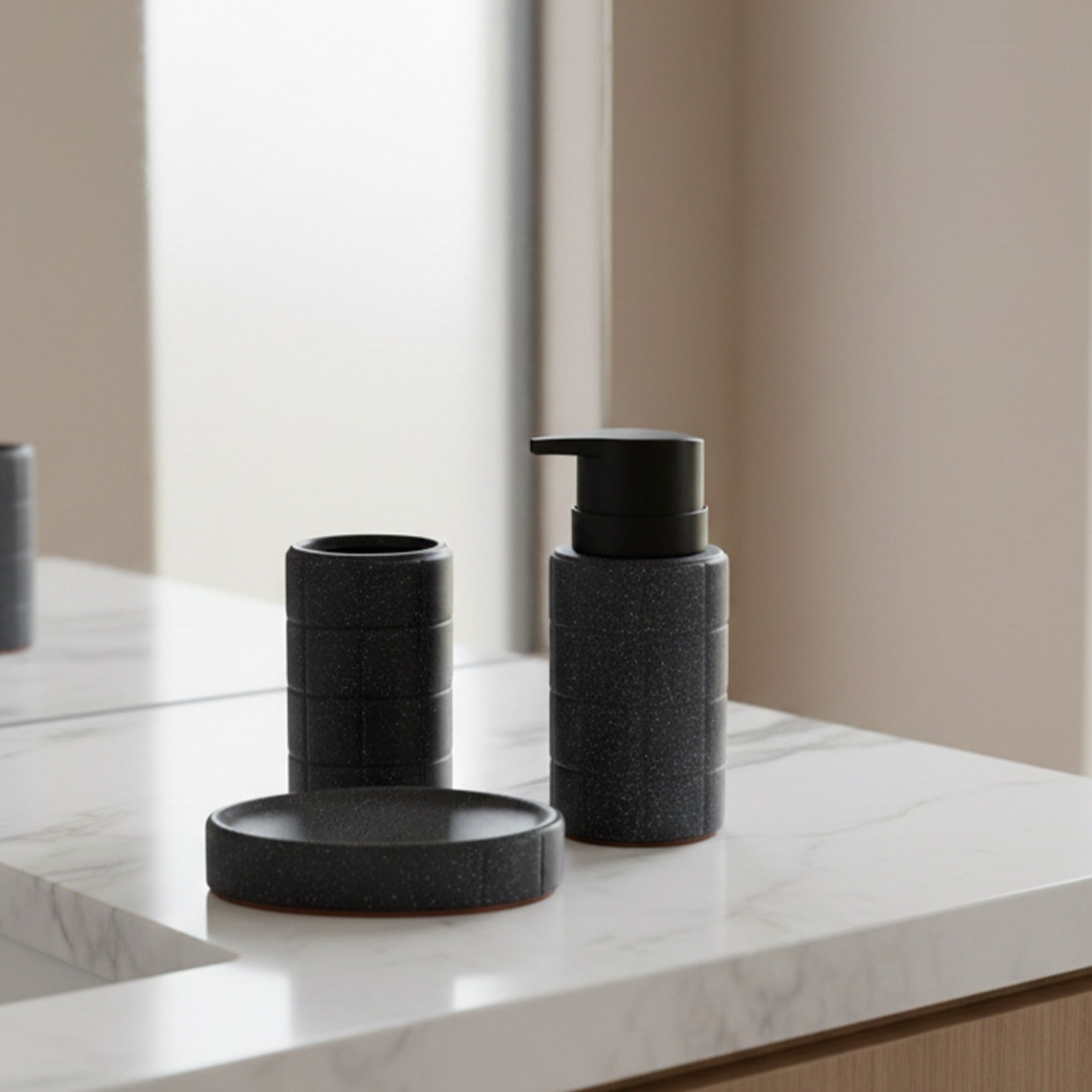 Noirstone Bath Set - Black