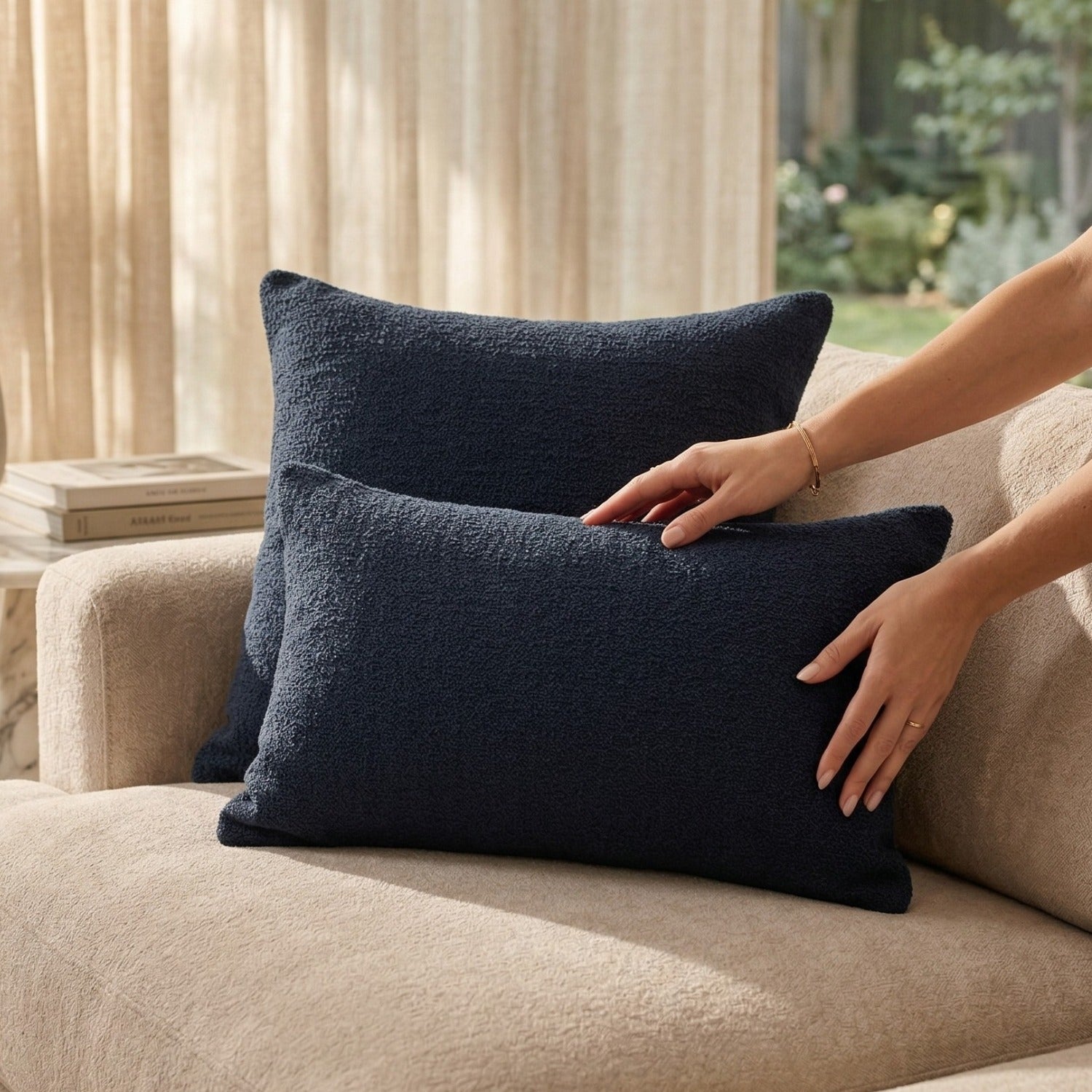 BOUCLE' CUSHION COVER - NAVY BLUE