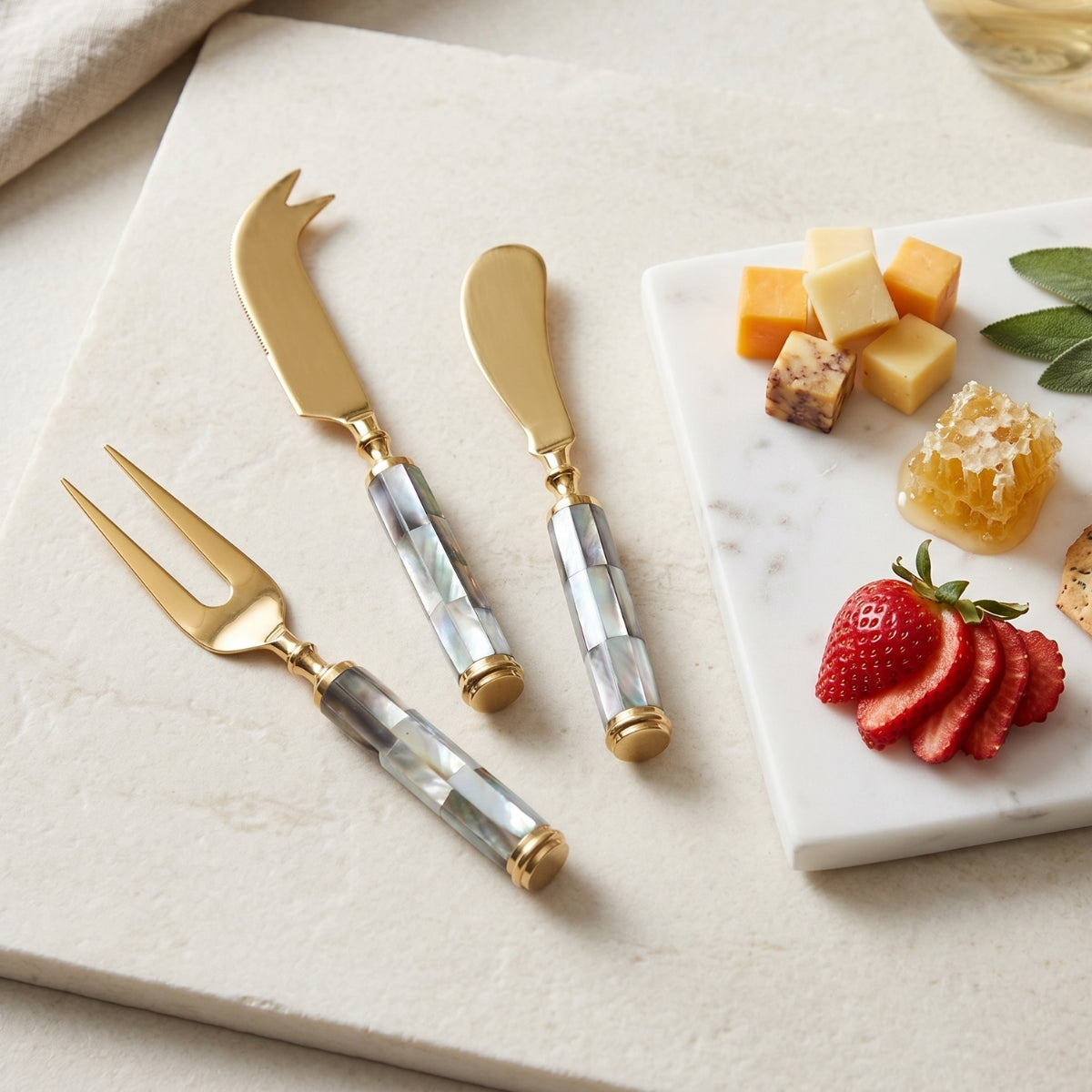 Mother of Pearl Cheese Set