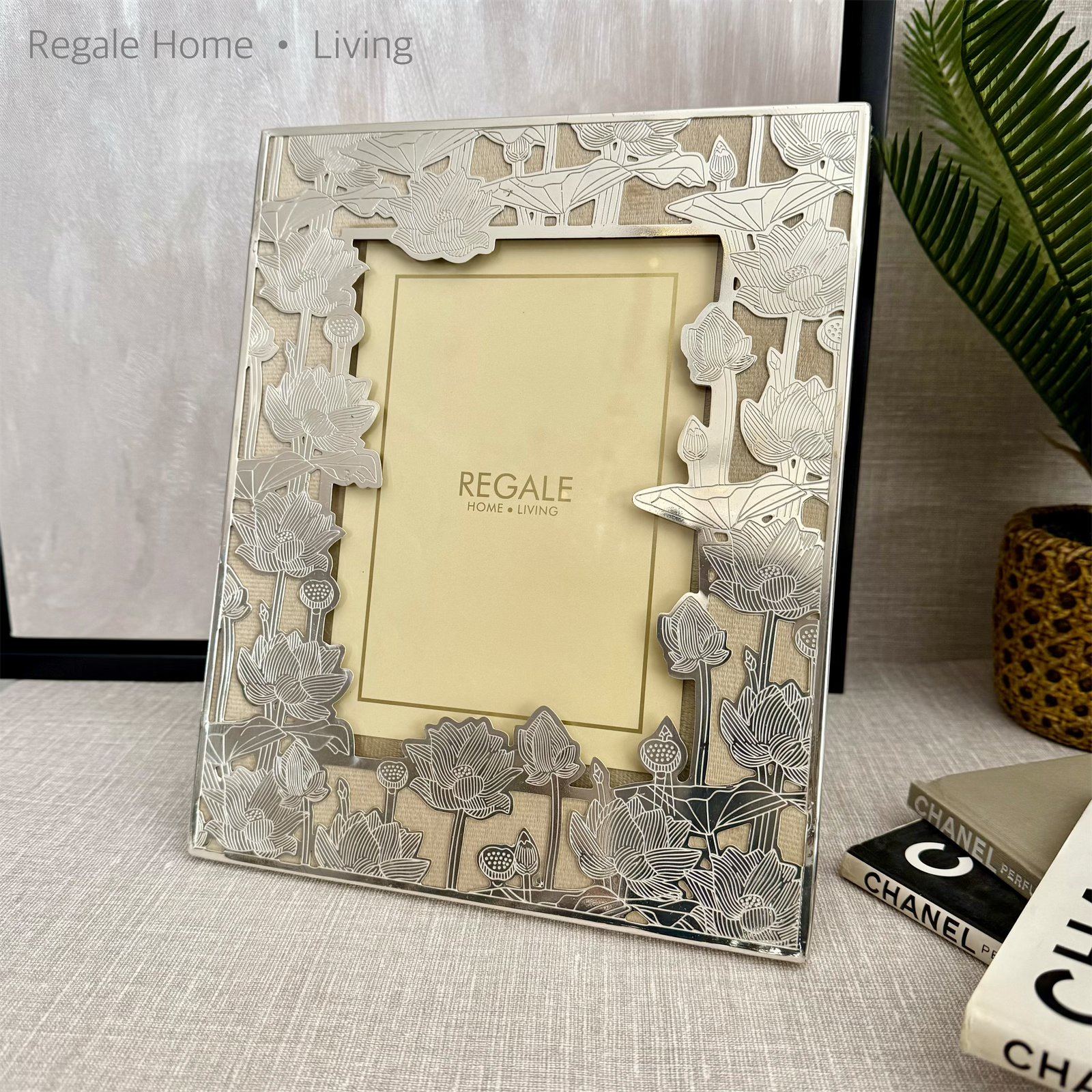 Silver Plated Lotus bloom Photoframe - Beige
